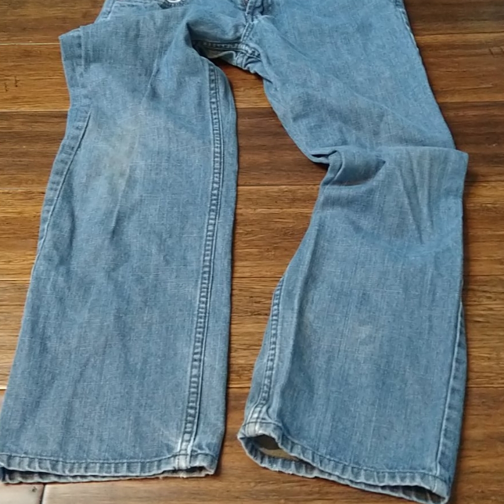 Levis - Picture 4 of 4